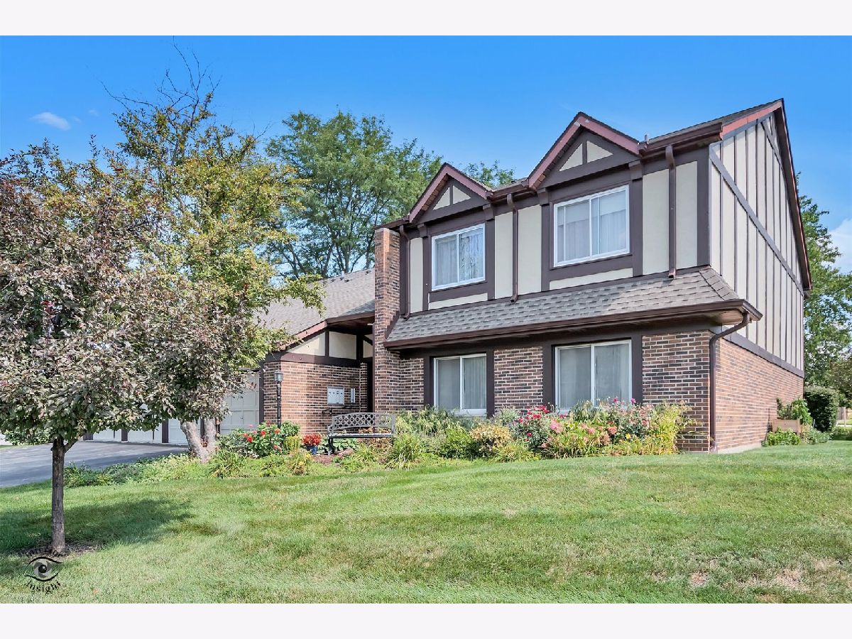 Condos & Townhomes Sold Butterfield Manor Glen Ellyn Illinois, 423 Ramblewood