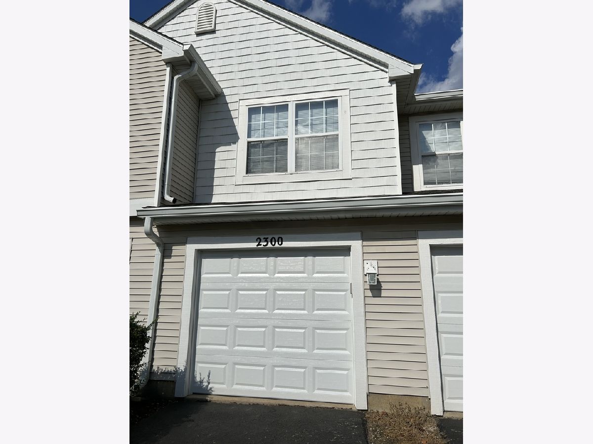  For Rent Carpentersville Illinois, 2300 Woodside