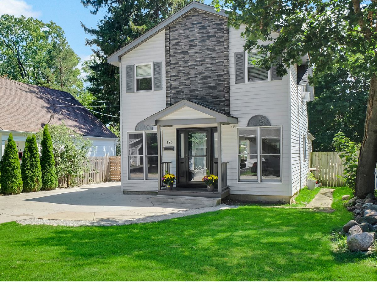  For Sale Crystal Lake Illinois, 193 Lake Court
