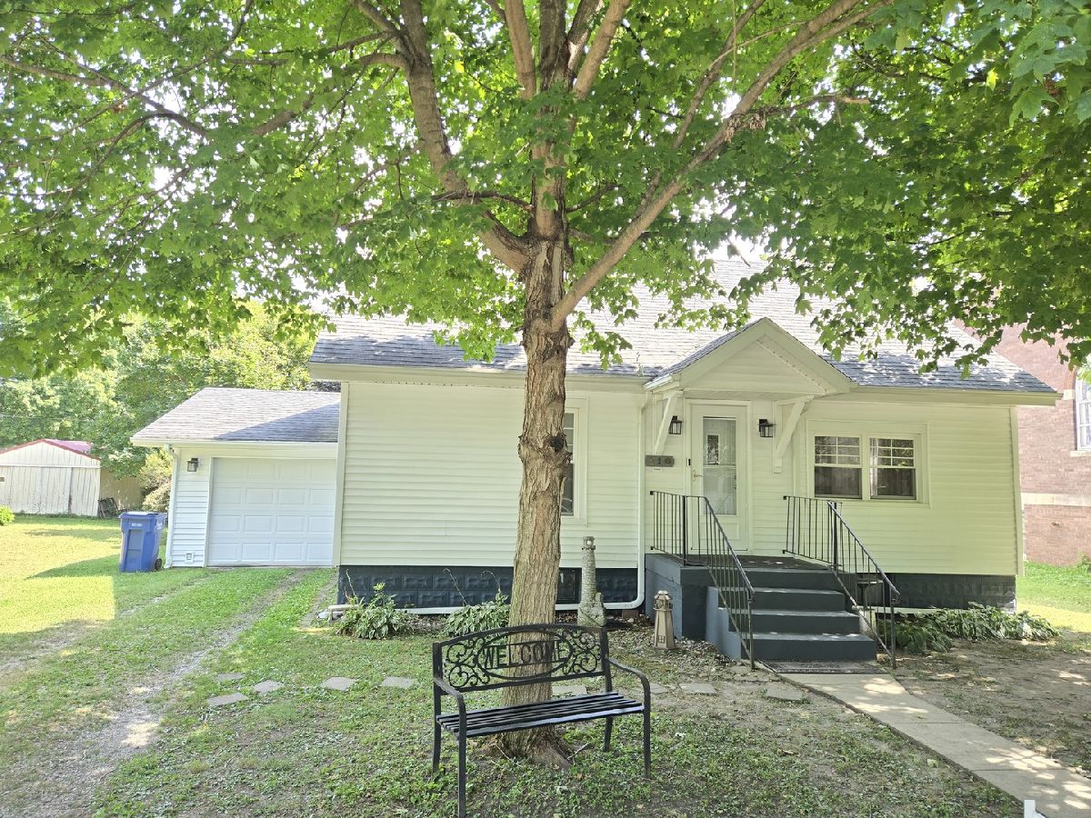  Sold Deland Illinois, 310 Illinois