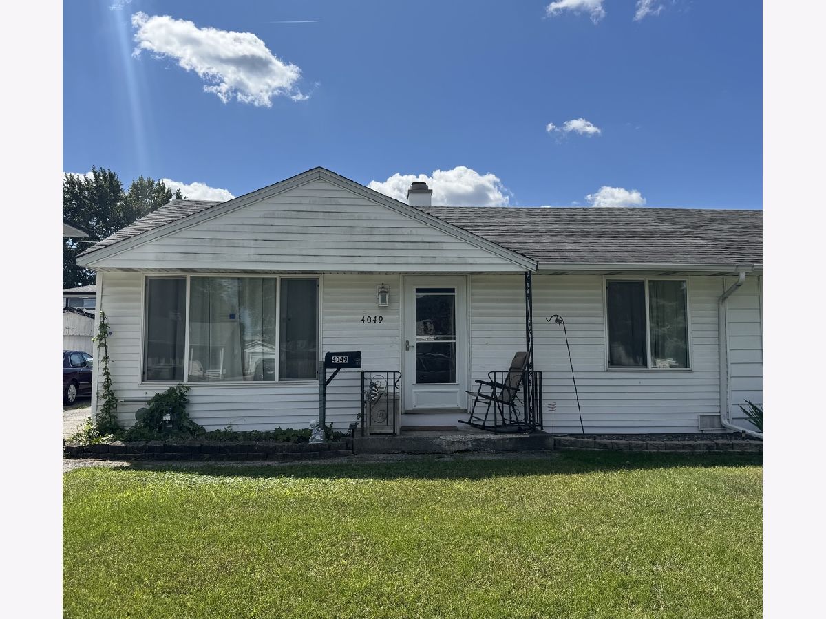  For Sale Hometown Illinois, 4049 89th Place