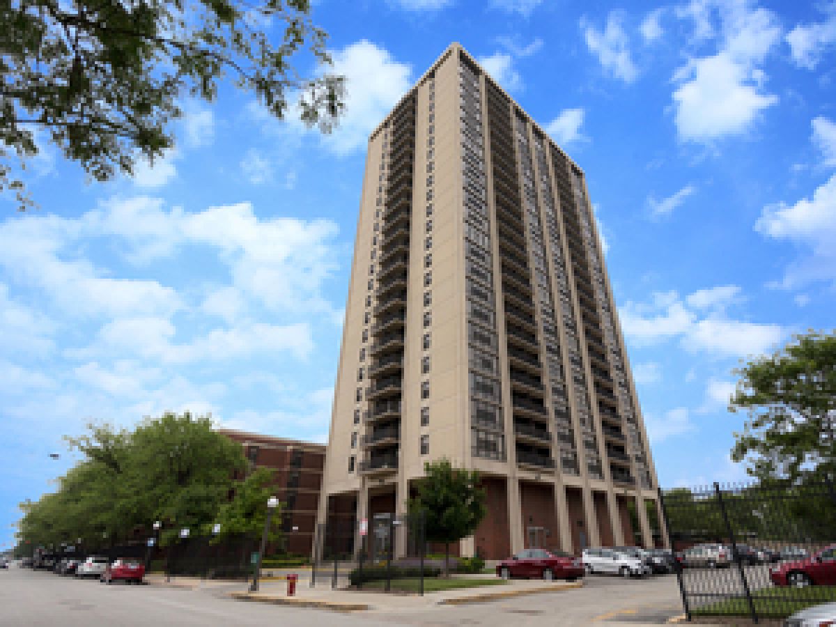  For Sale Chicago Illinois, 3001 Michigan Avenue
