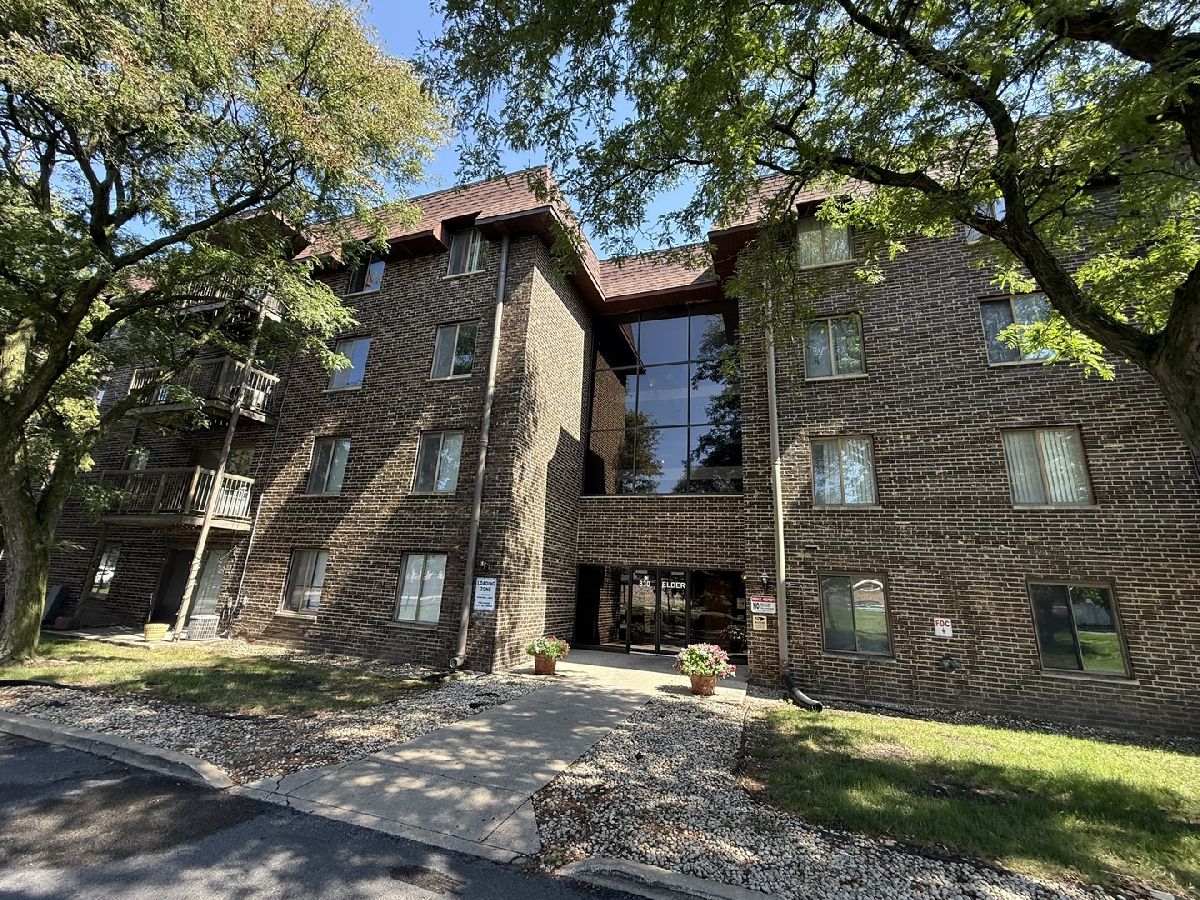  For Sale Homewood Illinois, 830 Elder Road