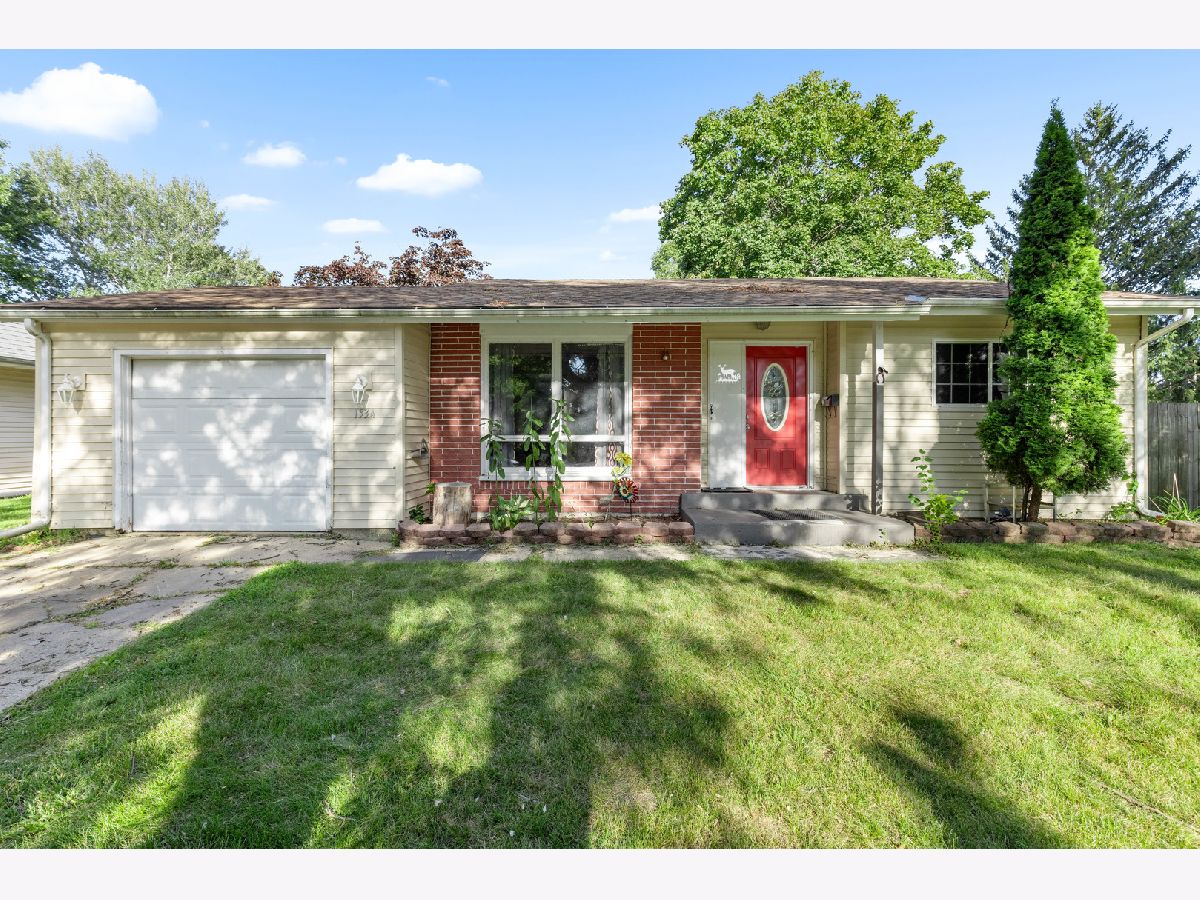  For Sale Belvidere Illinois, 1534 9th Avenue