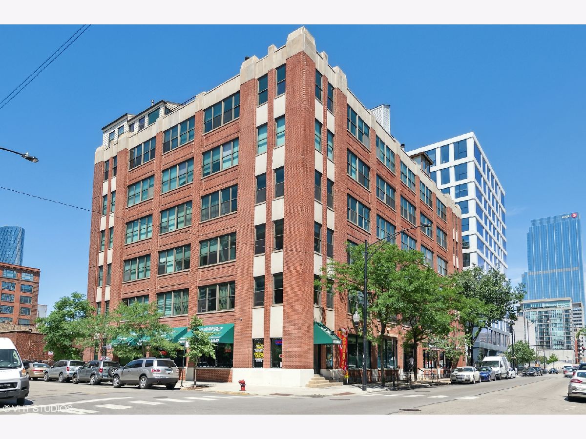 Condos & Townhomes For Sale Westgate Lofts Chicago Illinois, 812 Van Buren Street