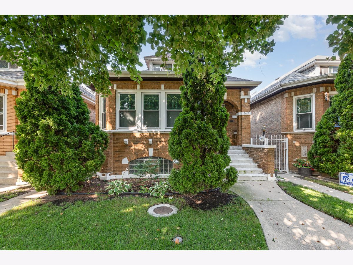  For Sale Chicago Illinois, 6140 Karlov Avenue