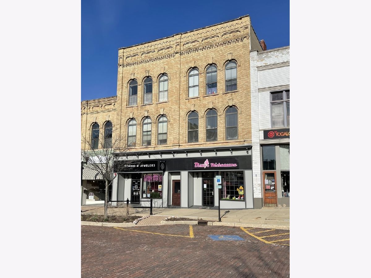 For Rent Woodstock Illinois, 116 Benton