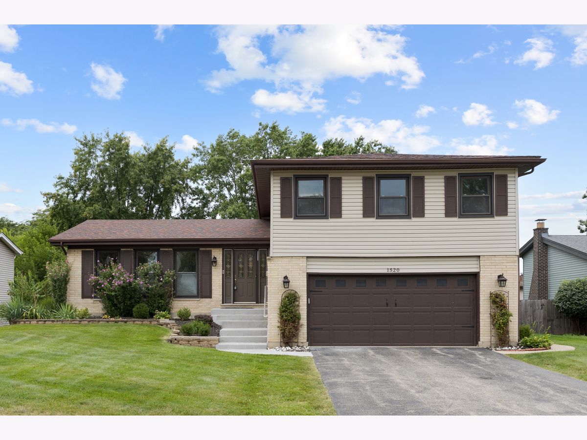  For Sale Lombard Illinois, 1520 Elizabeth Street