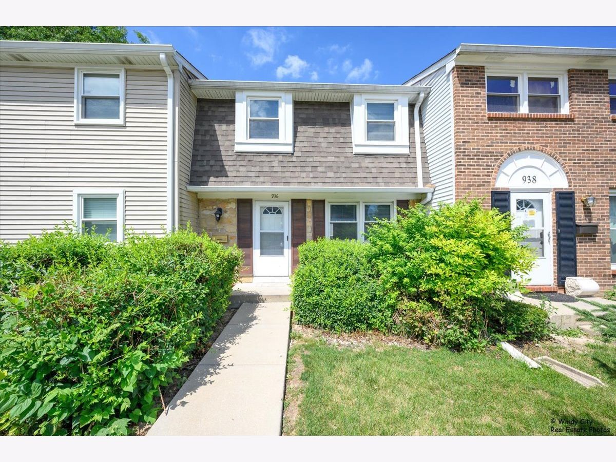  For Sale Schaumburg Illinois, 936 Cardiff Court