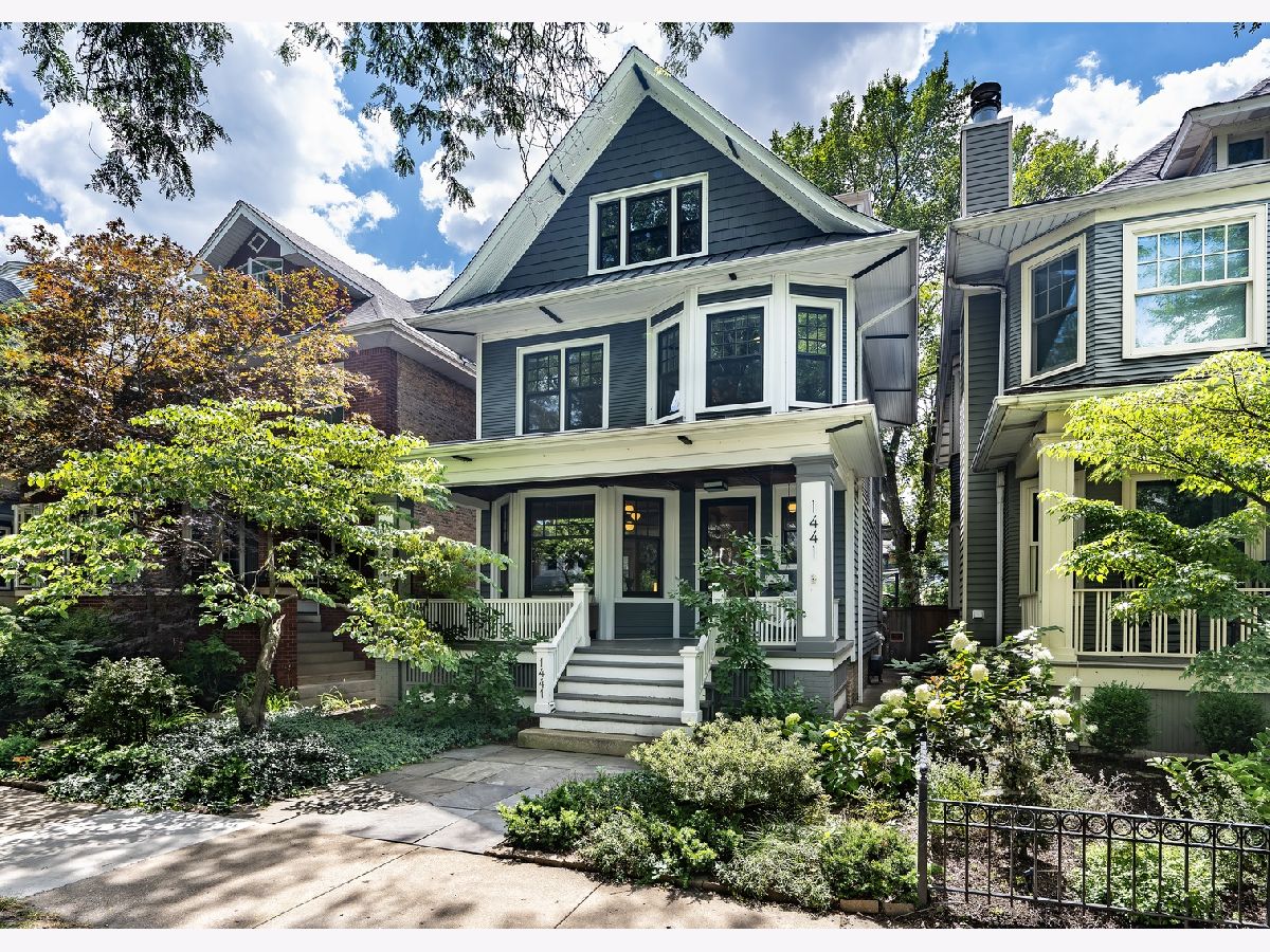Homes & Condominiums For Sale Graceland West Chicago Illinois, 1441 Cullom Avenue