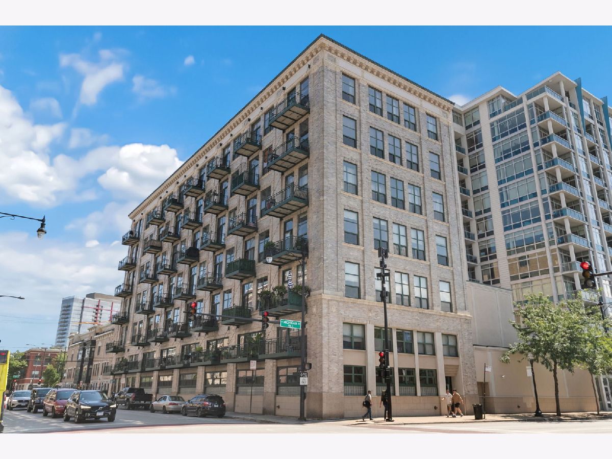 Townhomes & Condos For Sale 18th Street Lofts Chicago Illinois, 1801 Michigan Avenue