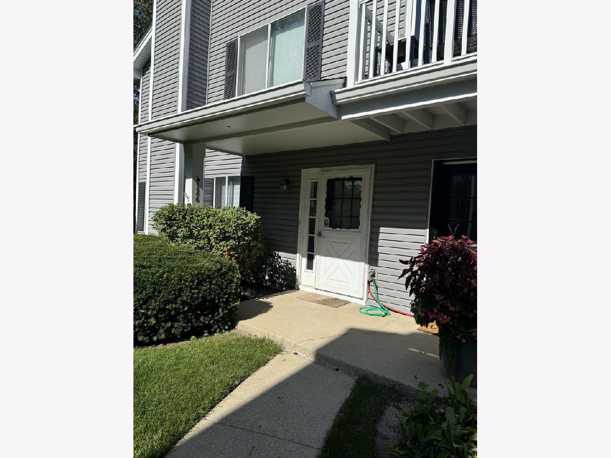  For Rent Deerfield Illinois, 1326 Barclay