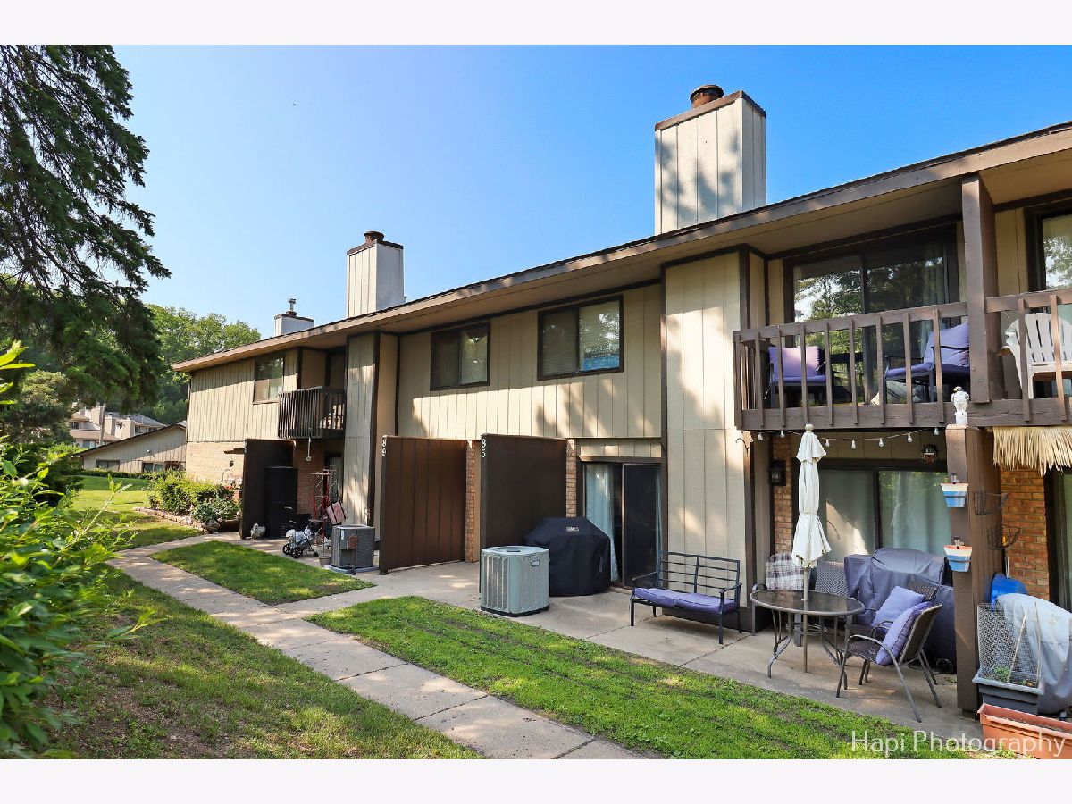  For Sale Fox Lake Illinois, 85 Woodhills Bay Road