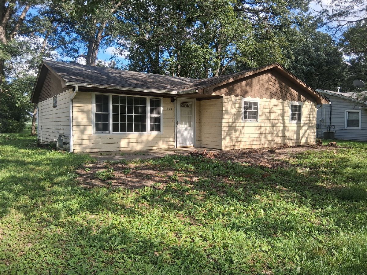  For Sale Wilmington Illinois, 1923 Bruning Drive