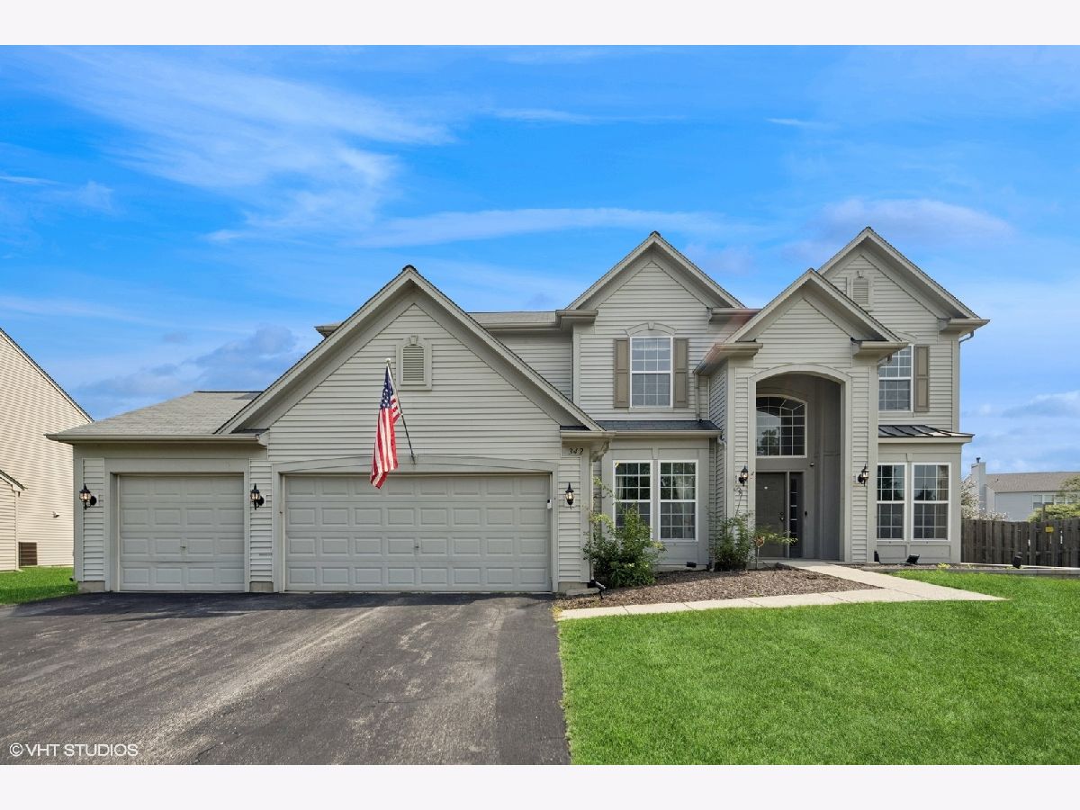  For Sale Bolingbrook Illinois, 342 Sweet Gum Street