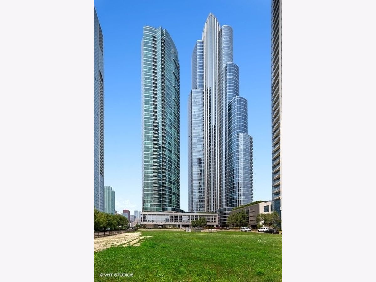  Rented Chicago Illinois, 1201 Prairie