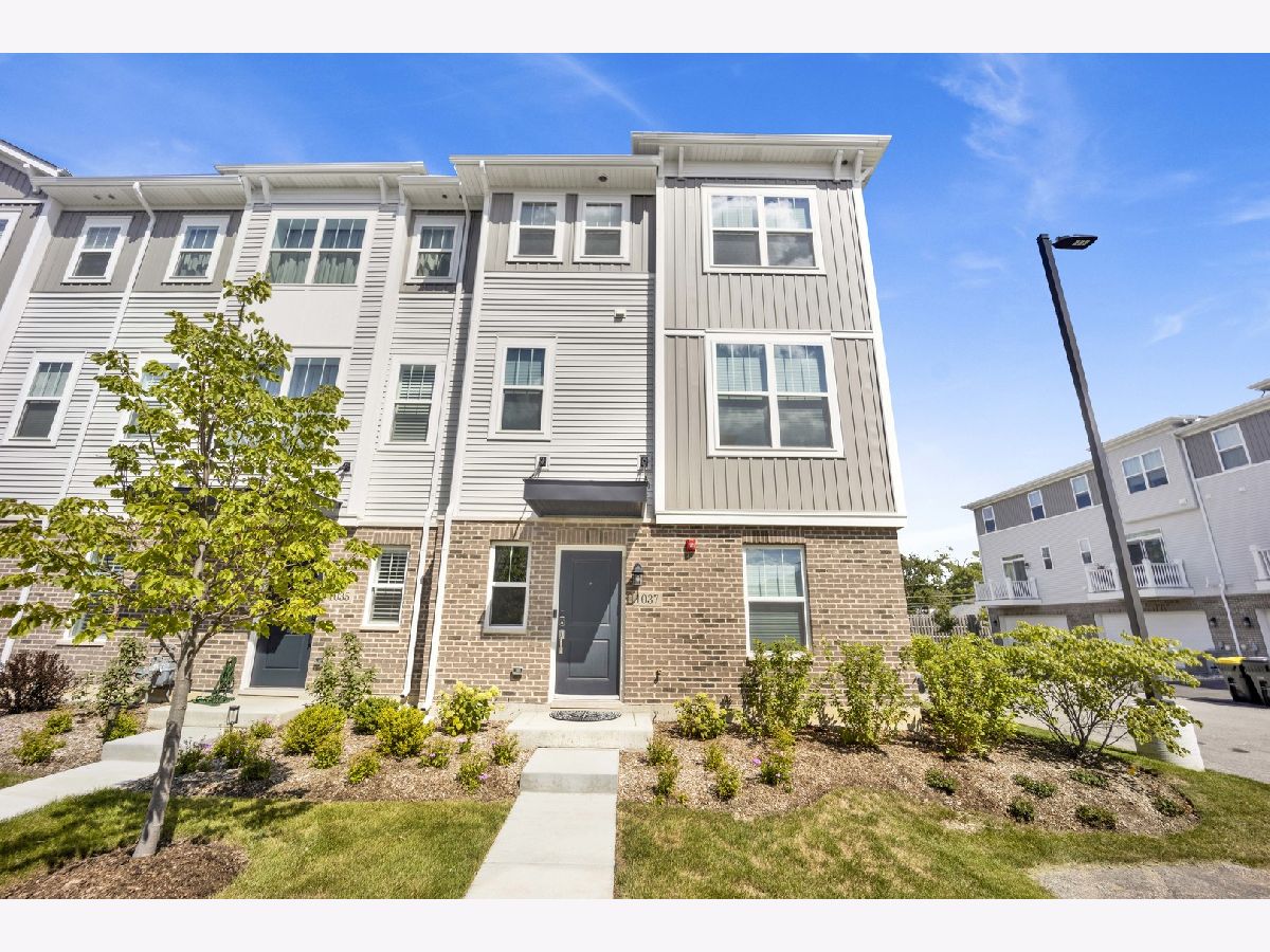  For Rent Des Plaines Illinois, 1037 Wren
