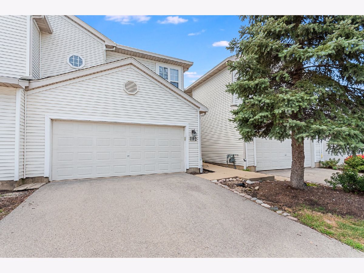 Townhomes & Condos For Rent Landings At Malibu Bay Romeoville Illinois, 182 Malibu