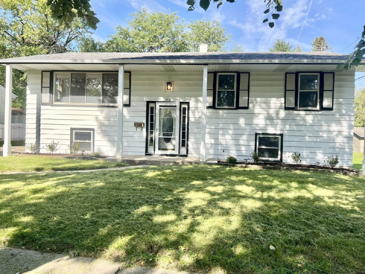  For Sale Belvidere Illinois, 1713 Maple Avenue