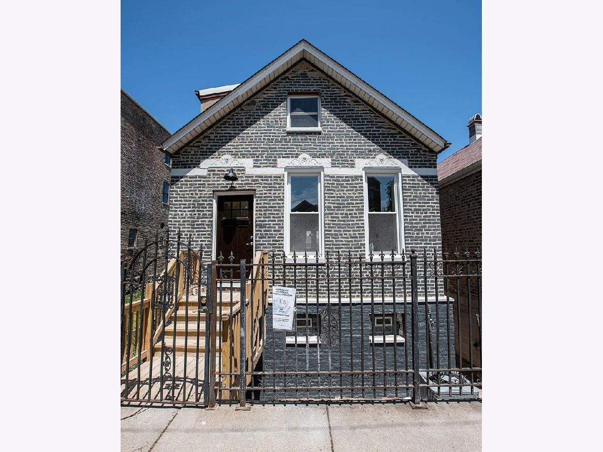  For Sale Chicago Illinois, 2120 18th Street