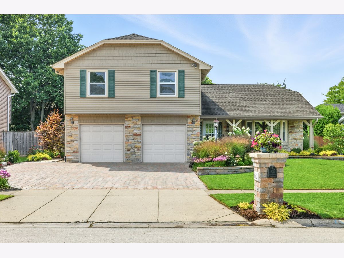  For Sale Elk Grove Village Illinois, 1022 Tennessee Lane