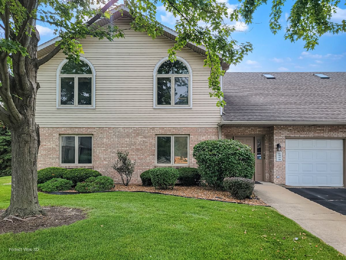  For Sale Joliet Illinois, 197 Barbara Jean Lane