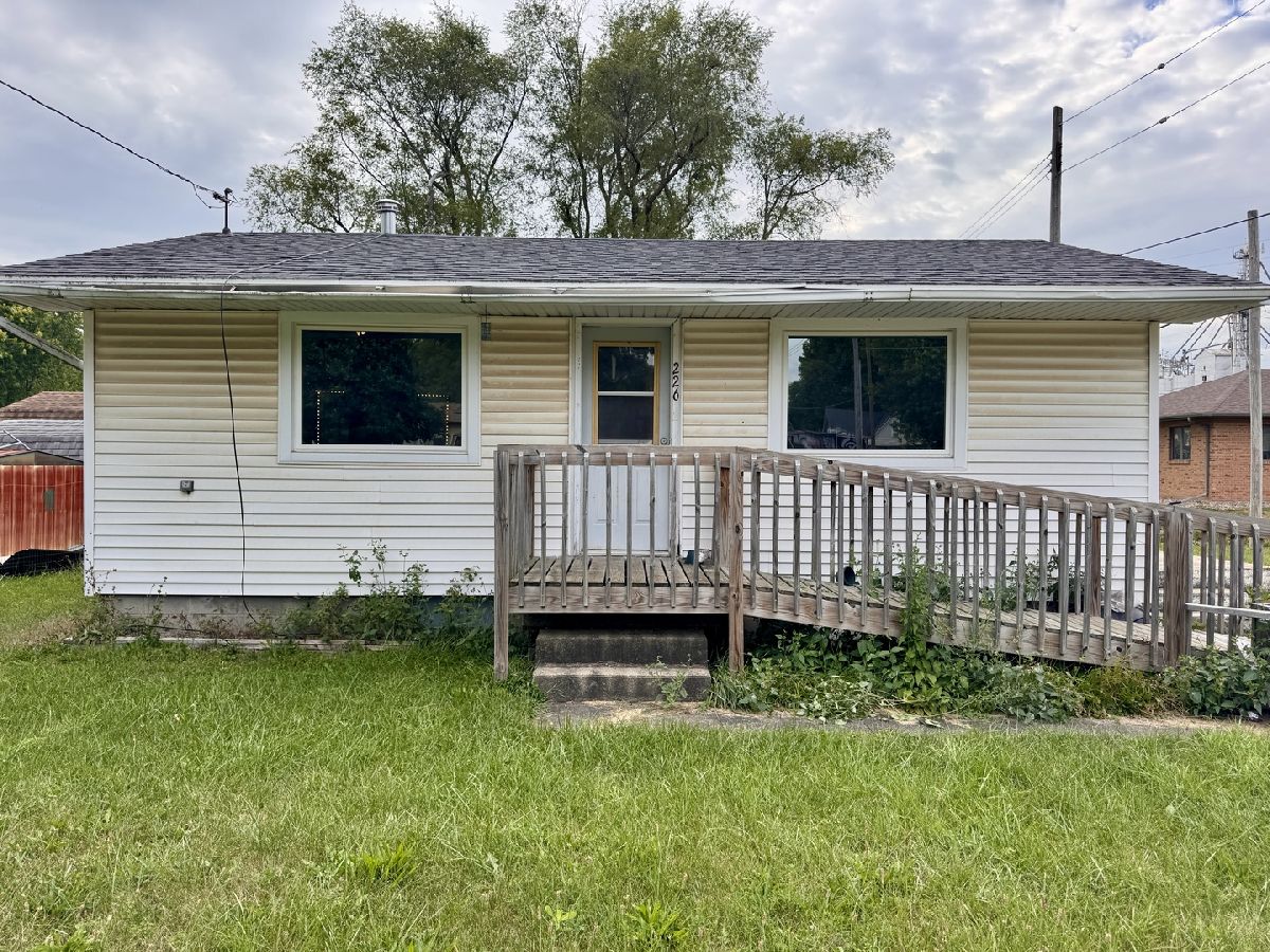  Sold Forrest Illinois, 226 Beech