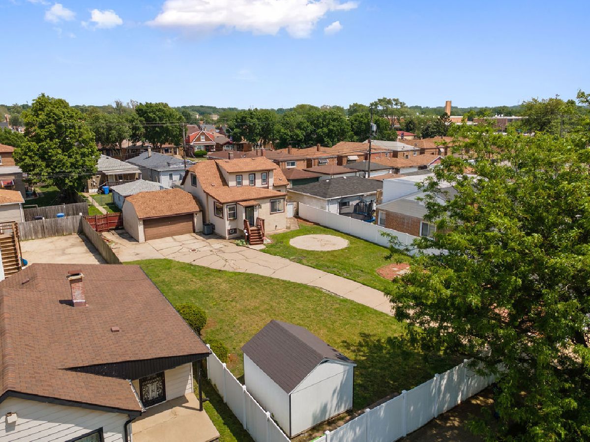  For Sale Chicago Illinois, 11319 Green Bay Avenue