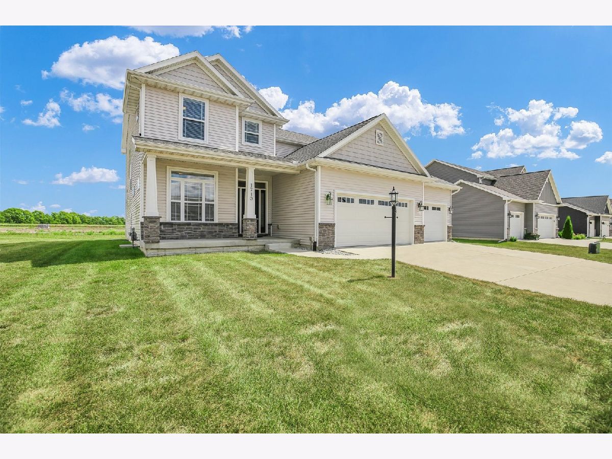 Homes For Sale Harvest Edge Mahomet Illinois, 1710 Littlefield Lane