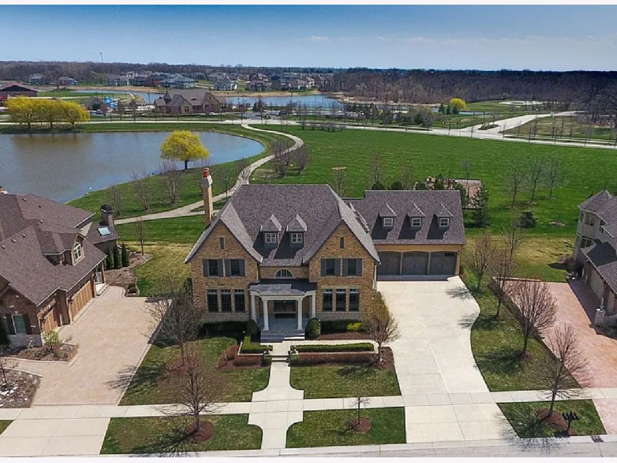  For Sale Elgin Illinois, 3658 Broadleaf Avenue