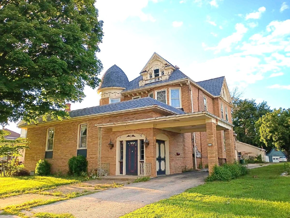  For Sale Lasalle Illinois, 717 5th Street