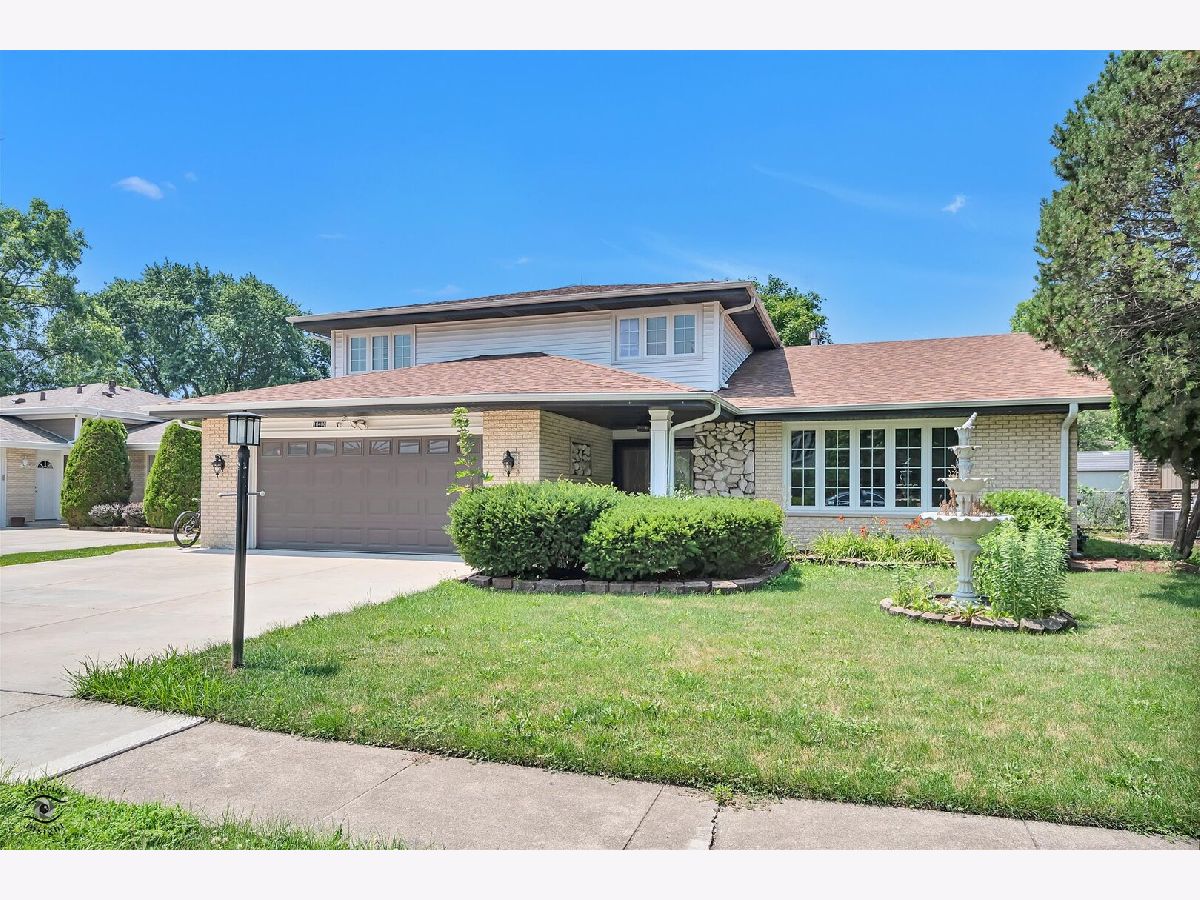  For Sale Palos Hills Illinois, 10408 Alta Drive