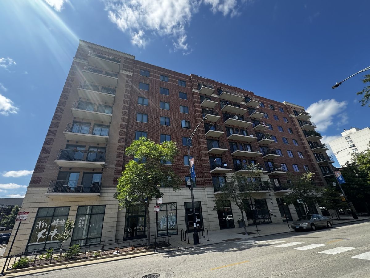  For Sale Chicago Illinois, 4848 Sheridan Road