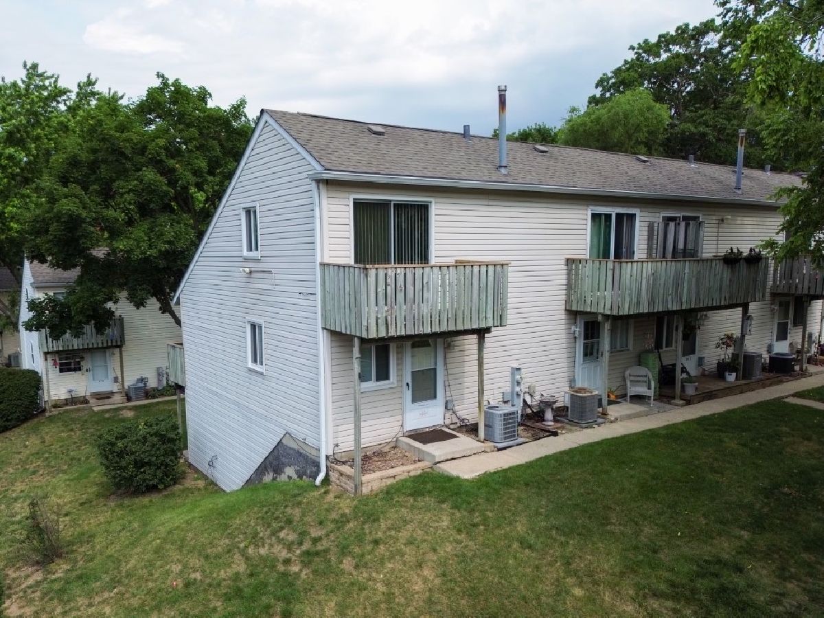  For Rent Fox Lake Illinois, 89 Maude