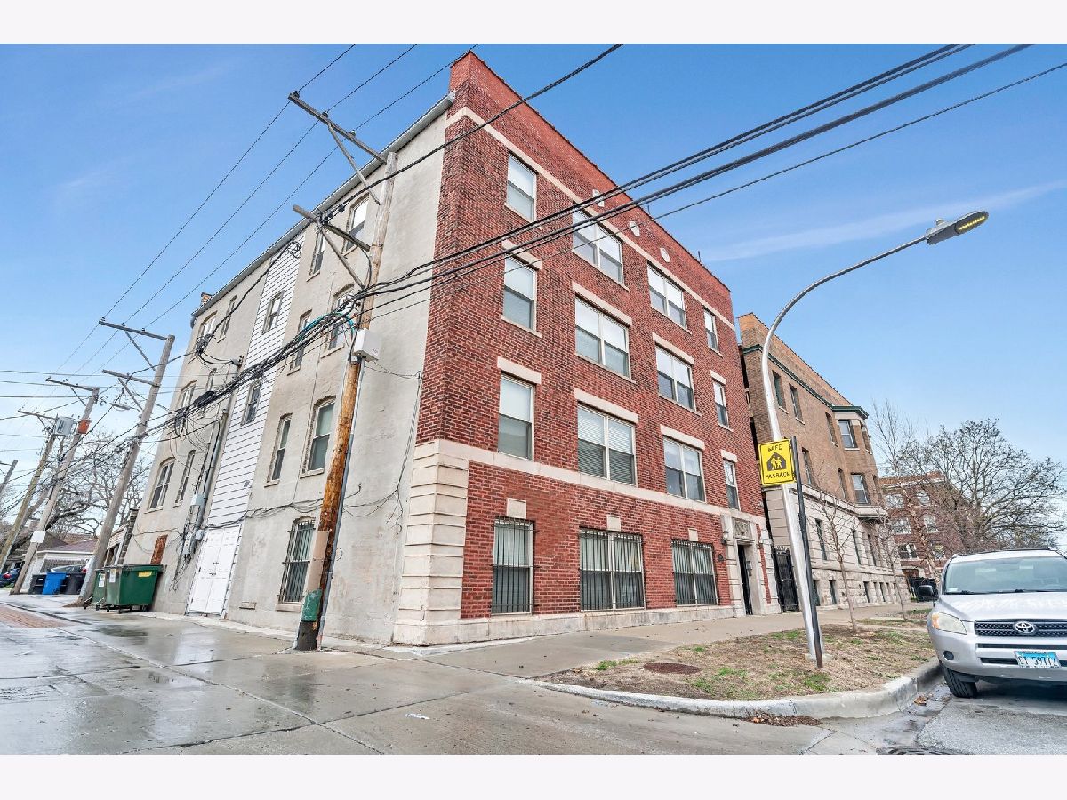 Condos & Townhomes & Homes For Sale Sheridan Park Chicago Illinois, 1410 Sunnyside Avenue