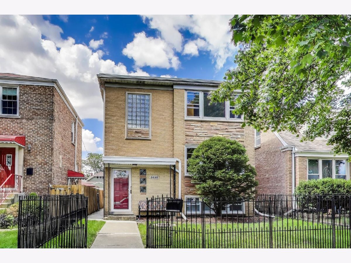  For Sale Chicago Illinois, 5132 Mango Avenue
