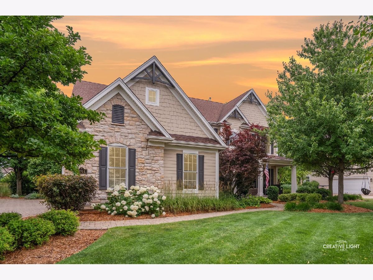  For Sale Elgin Illinois, 3704 Heathmoor Drive