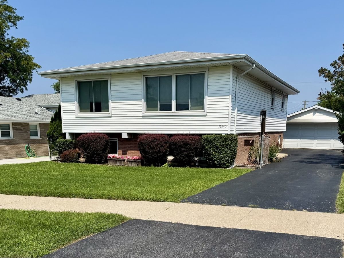  For Sale Alsip Illinois, 12549 Keeler Avenue