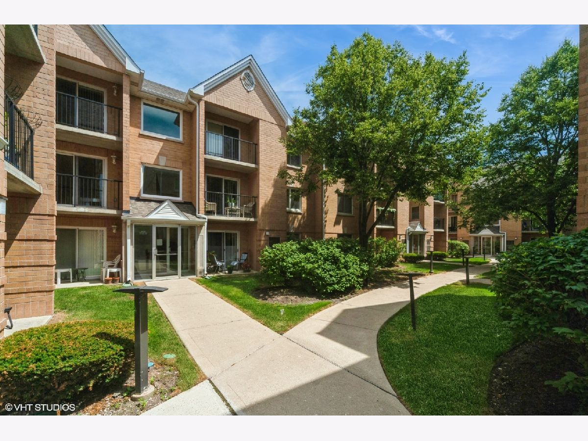 Rented Chicago Illinois, 8700 Evelyn