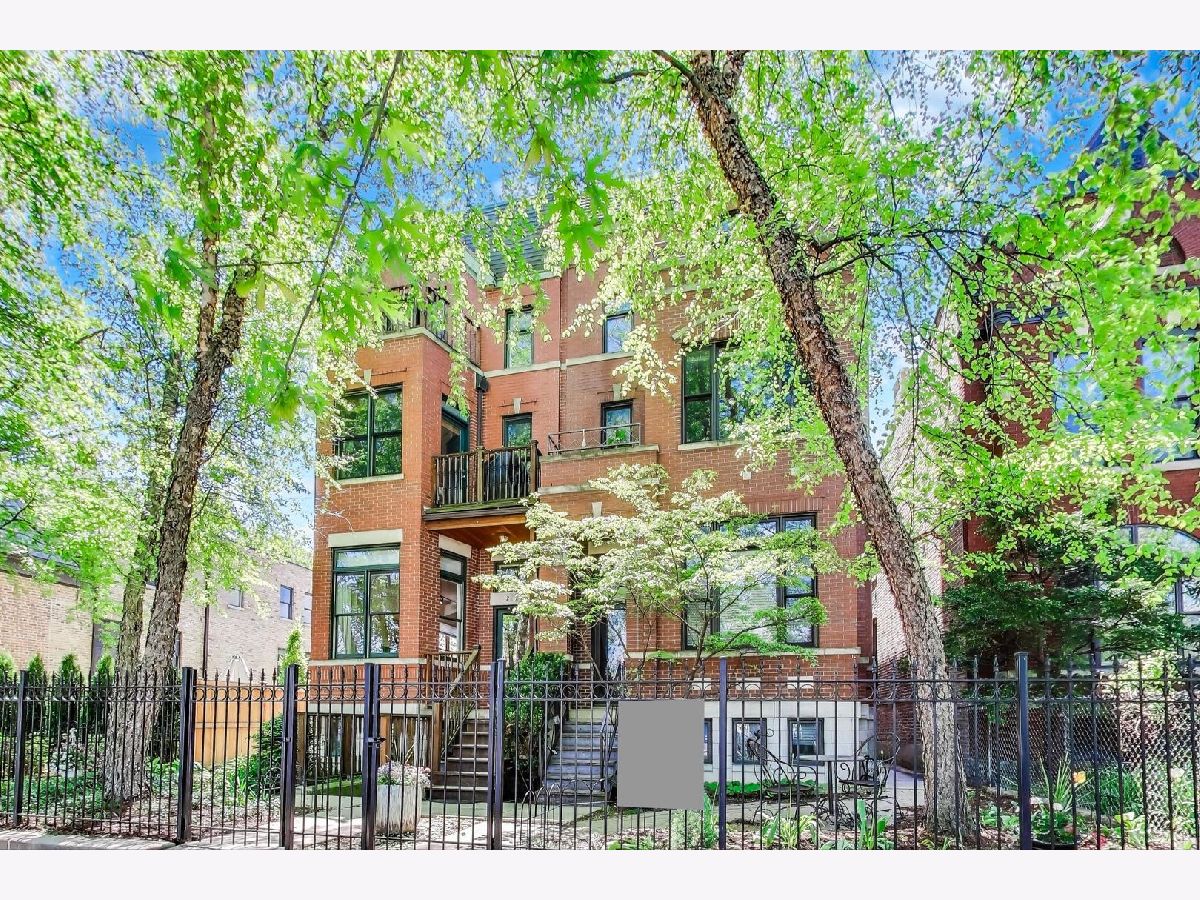  Sold Chicago Illinois, 2031 Evergreen