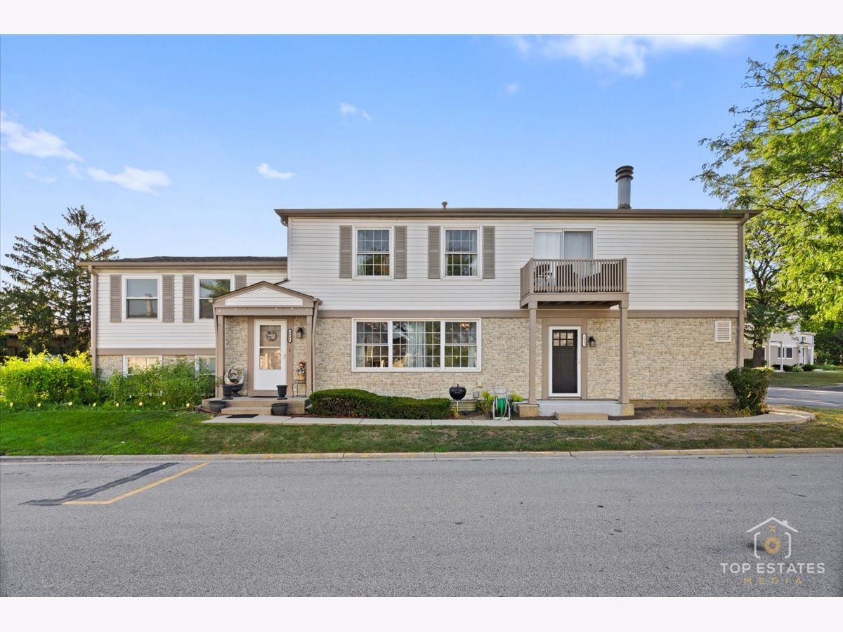  For Sale Palatine Illinois, 2044 Ginger Creek Drive