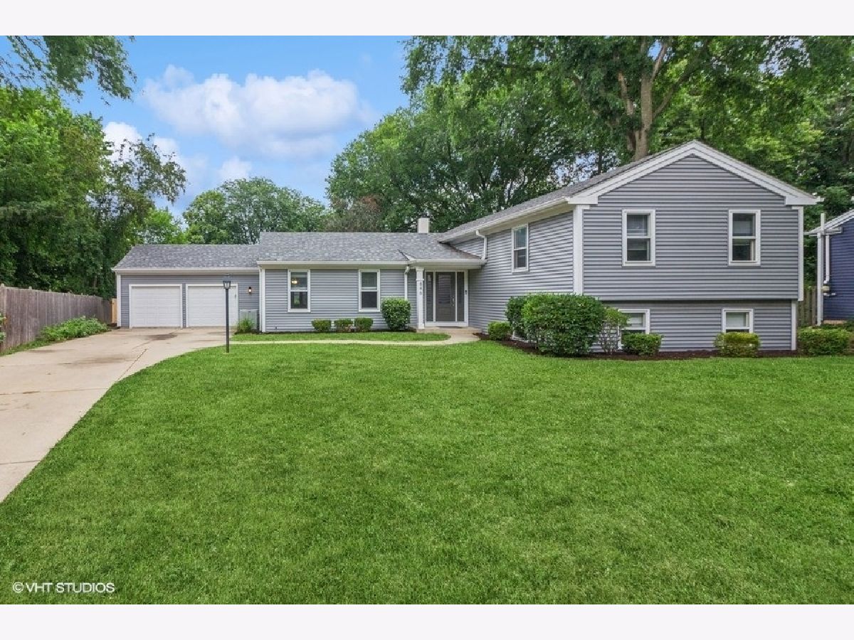 For Sale Batavia Illinois, 846 Mandrake Drive