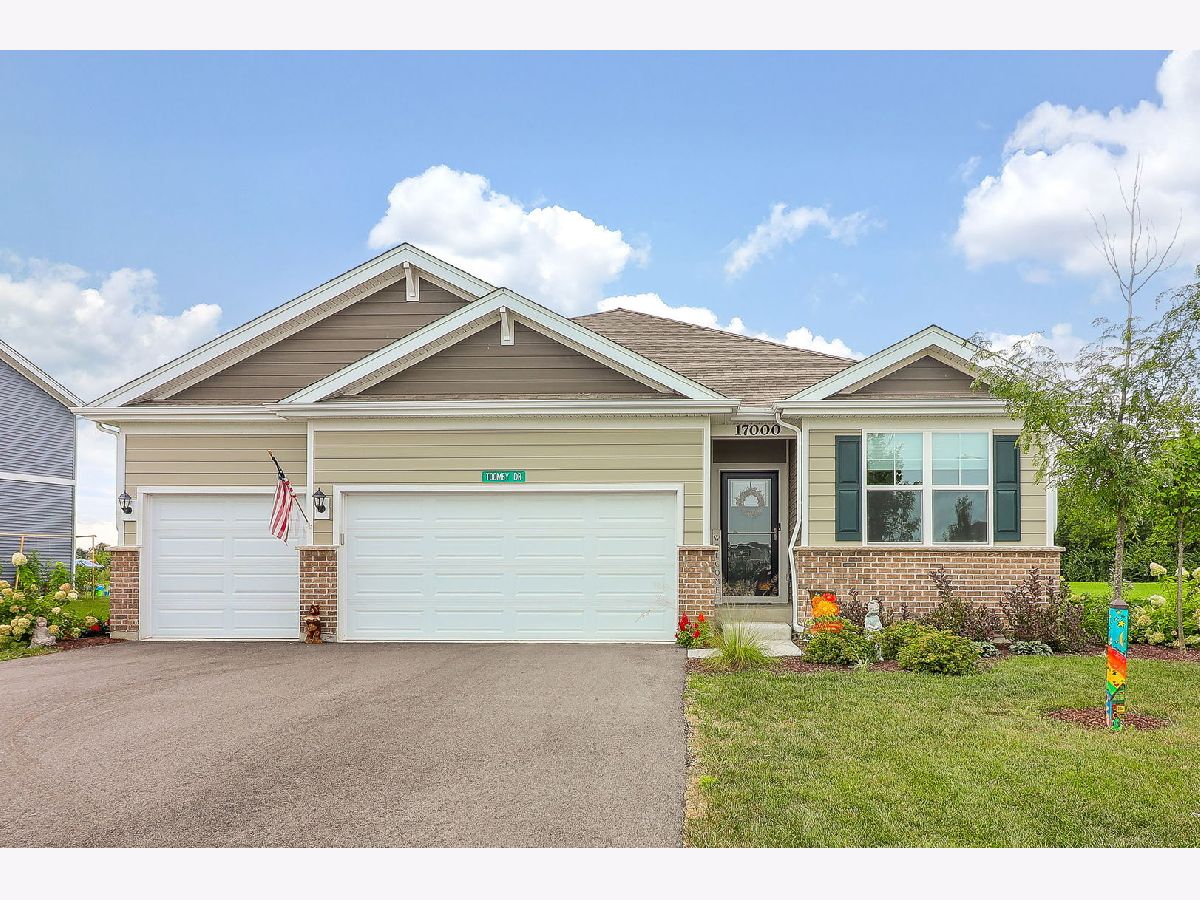  For Sale Plainfield Illinois, 17000 Corinne Circle