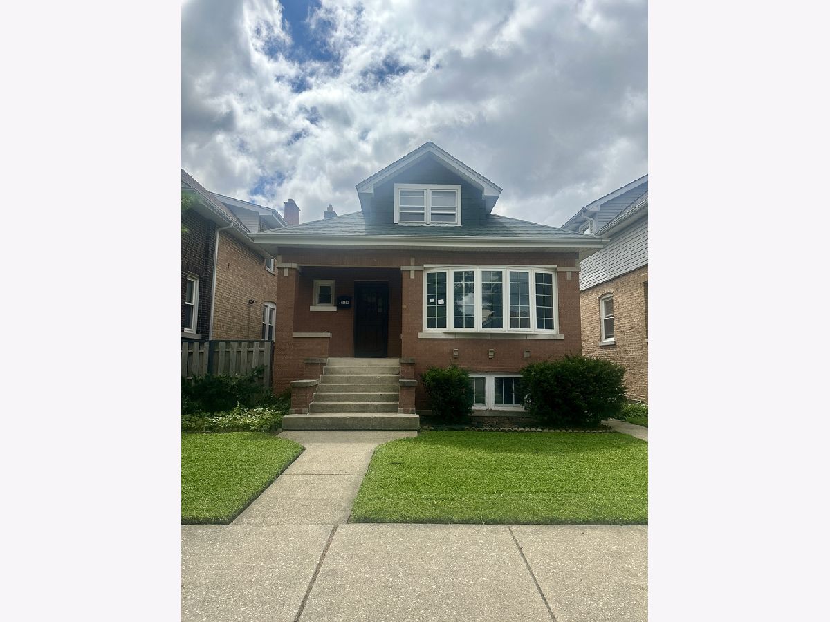  For Sale Chicago Illinois, 5435 Melrose Street