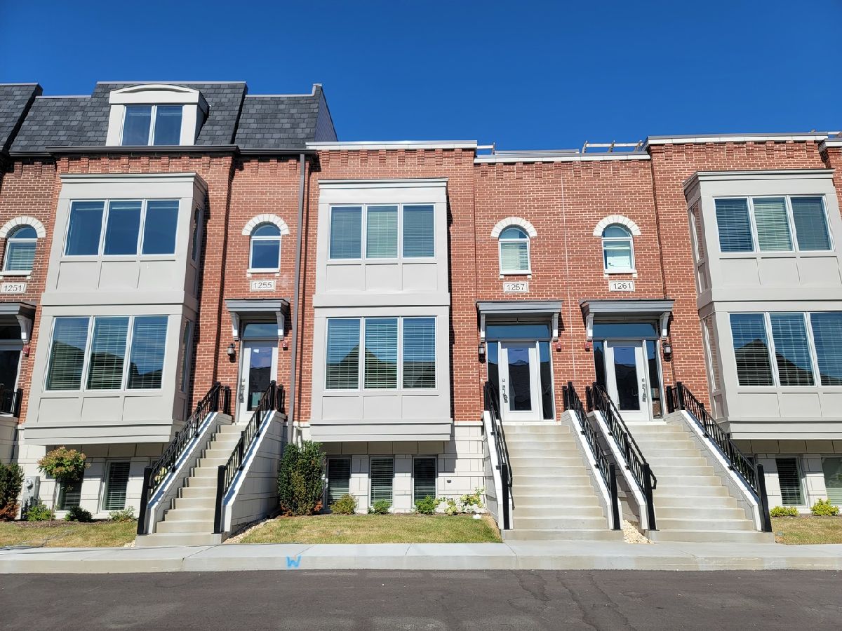  Rented Northbrook Illinois, 1257 Gateway