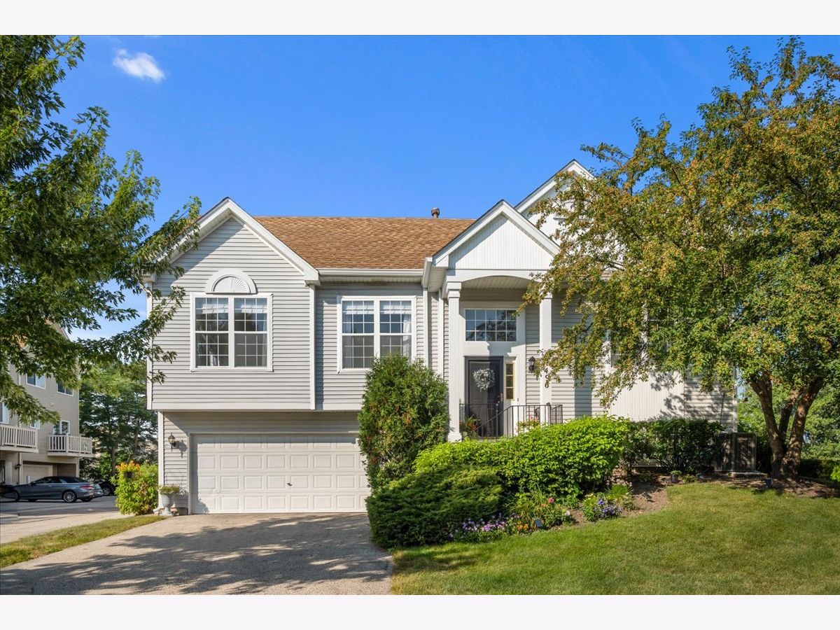 Townhomes & Homes Sold Greystone Gurnee Illinois, 1496 Smythe