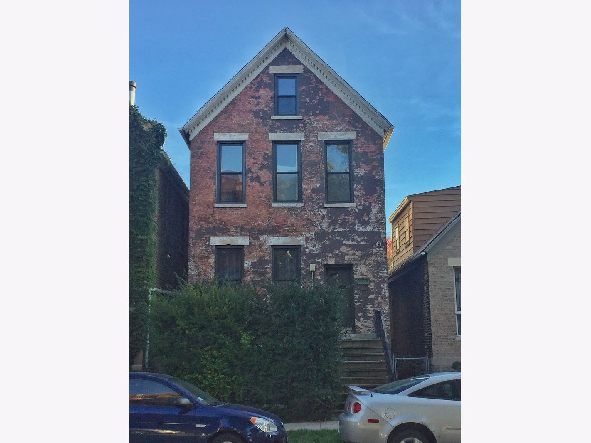  For Rent Chicago Illinois, 2335 Charleston