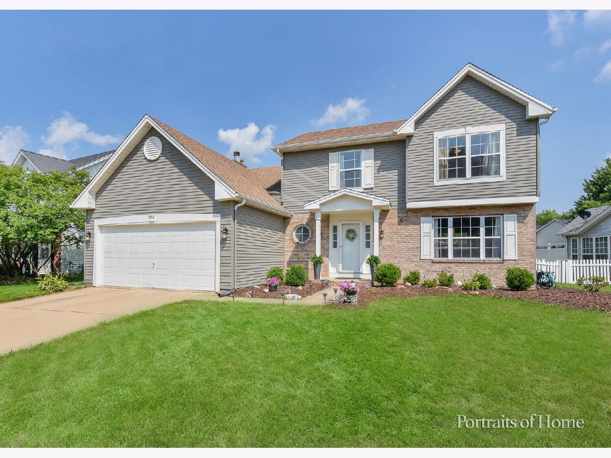 Homes & Condos & Townhomes Sold Lakeview Estates Oswego Illinois, 552 Lakeview