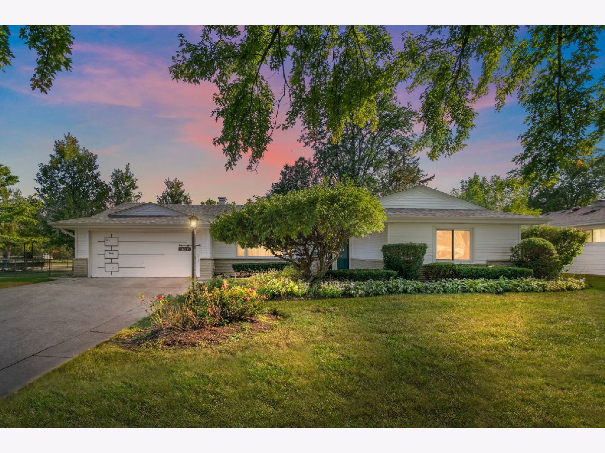  For Sale Des Plaines Illinois, 397 Walnut Avenue