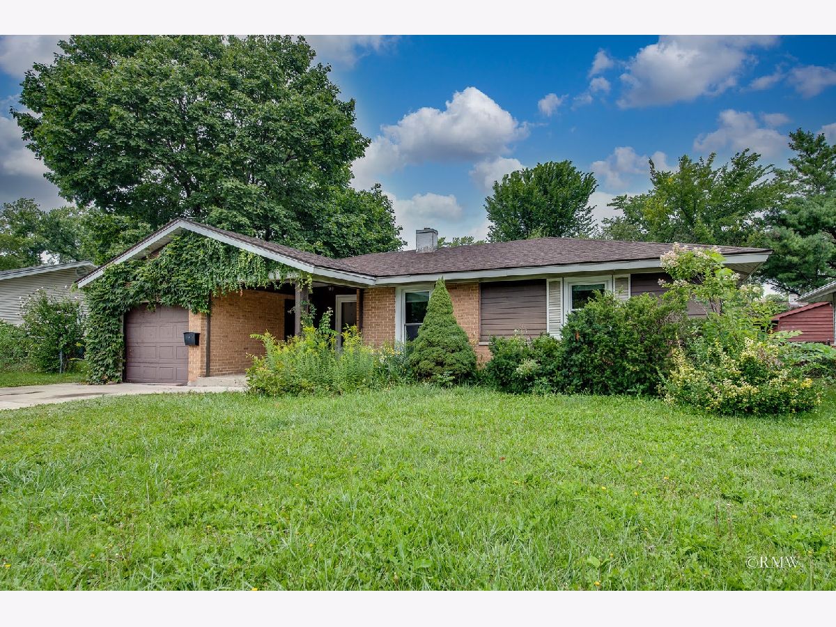  For Sale Elk Grove Village Illinois, 502 Oakton Street